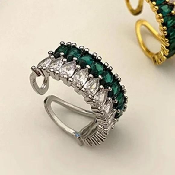 STERLING SILVER GREEN ADJUSTABLE RING, CUTE RING, SHINY RING. - Picture 4 of 4